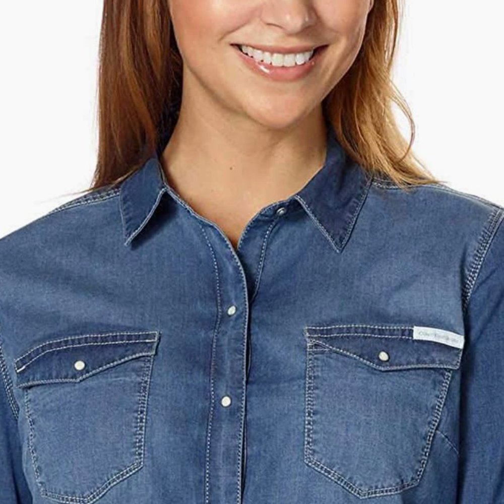 CALVIN KLEIN JEANS || Women's Denim Button Down Shirt - Size M - Picture 3 of 6